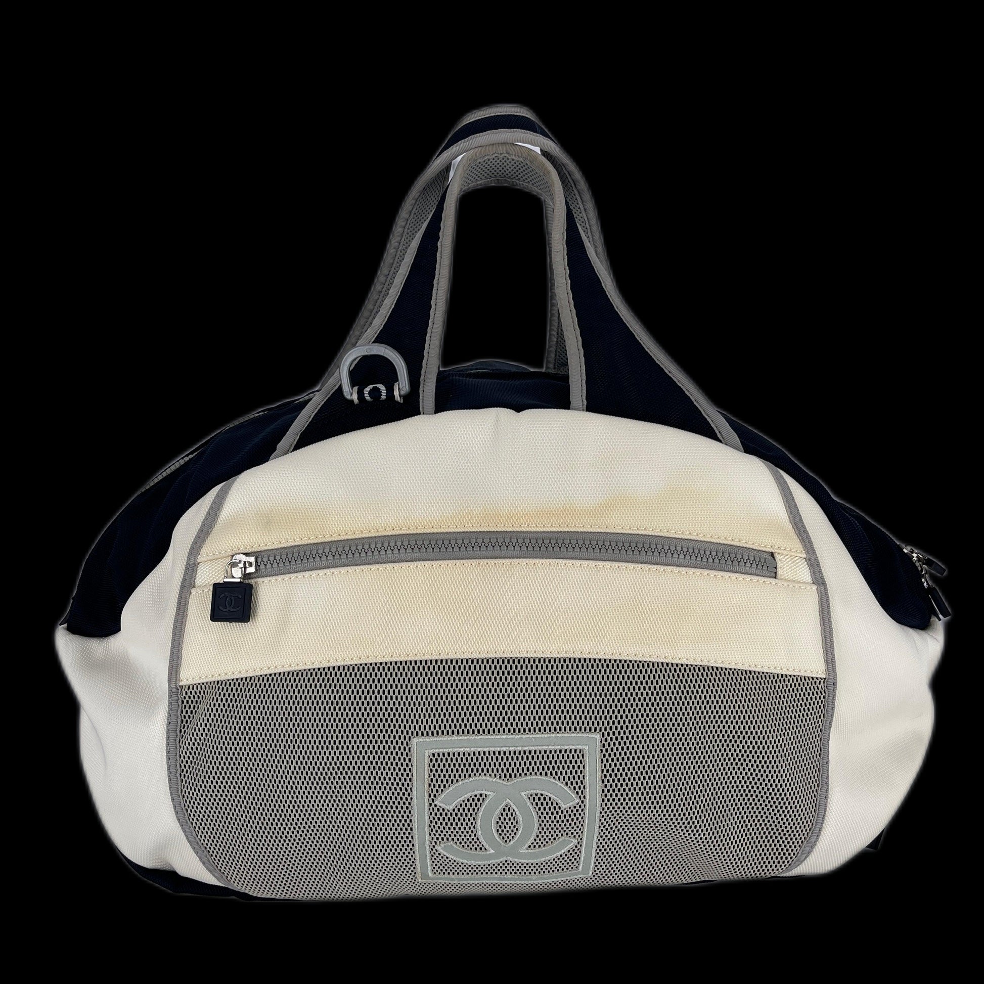 Beige Nylon Chanel Travel Bag – rewear-vintage