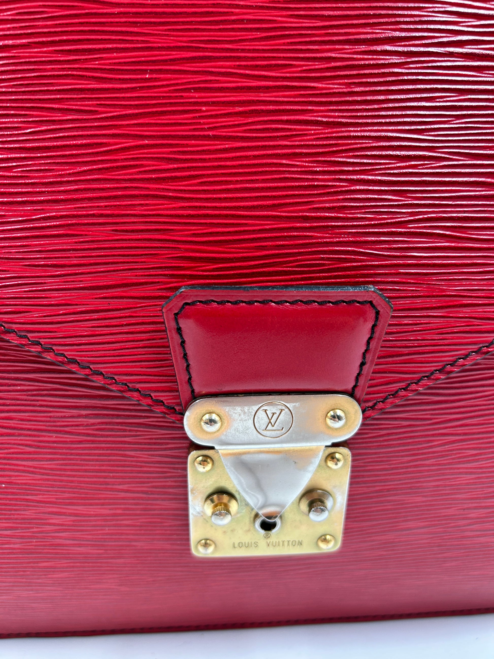 Red Epi Leather Louis Vuitton Serviette Ambassadeur – rewear-vintage
